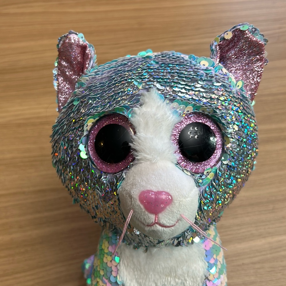 TY kitty in flip sequins